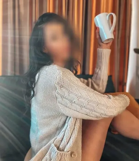 Emmi, 39