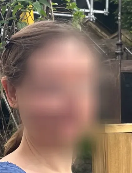 Nathalie, 34