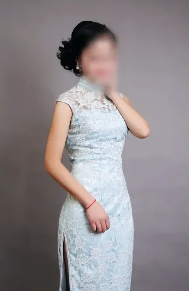 Nathalie, 28