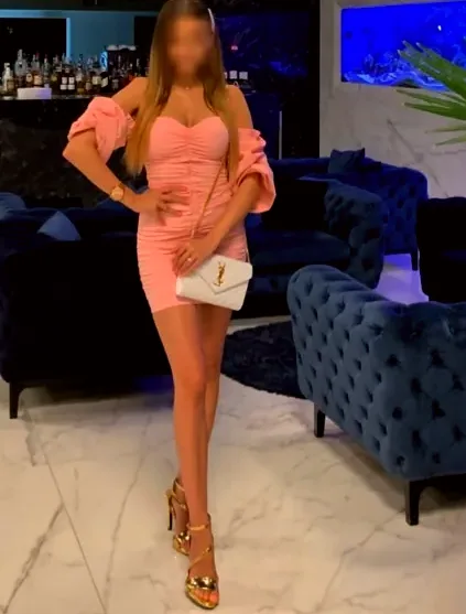 Netta, 25