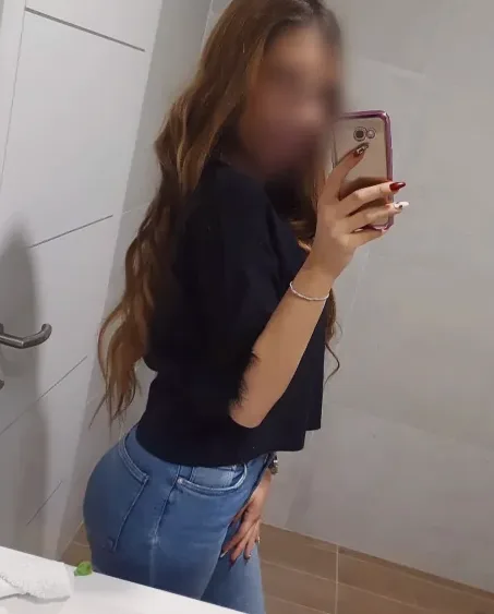 Niina, 28