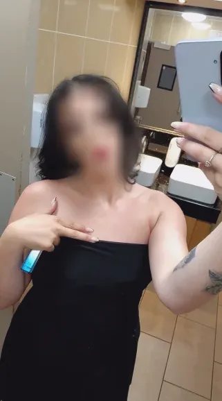 Sara, 27